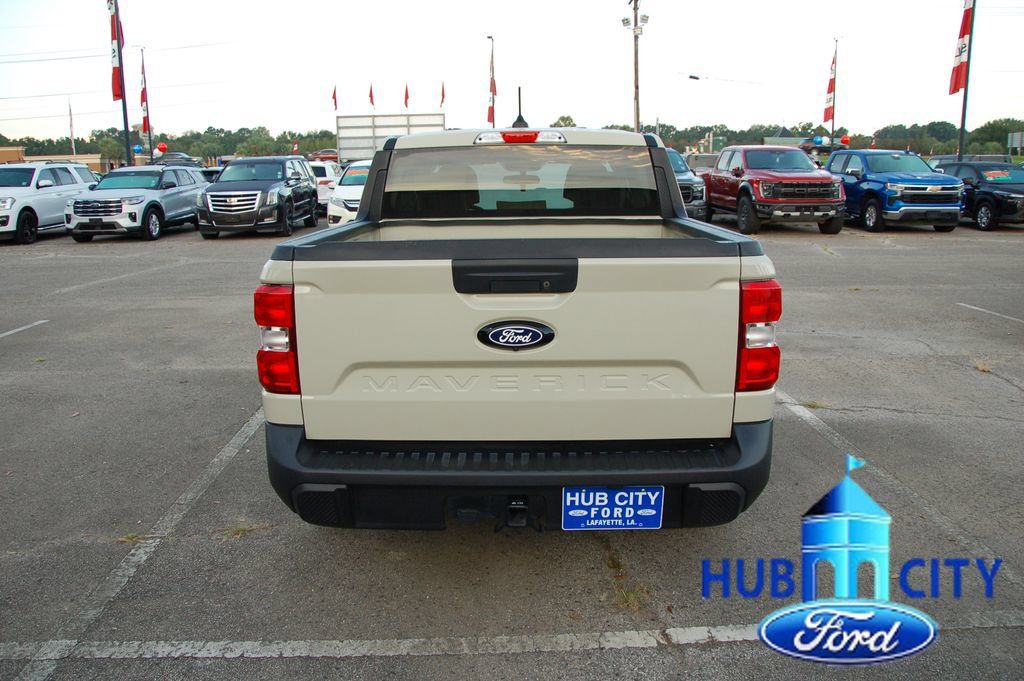 Used 2025 Ford Maverick XLT FWD image 4