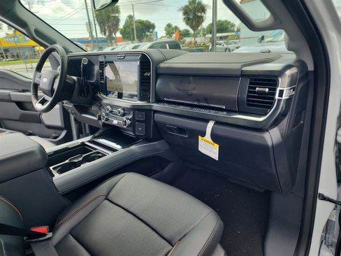 New 2025 Ford F350 Lariat w/ Black Appearance Package image 20