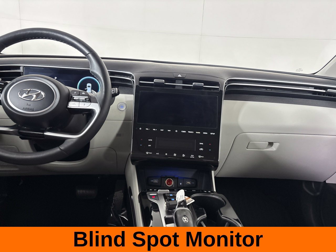 Used 2024 Hyundai Tucson Limited FWD image 24