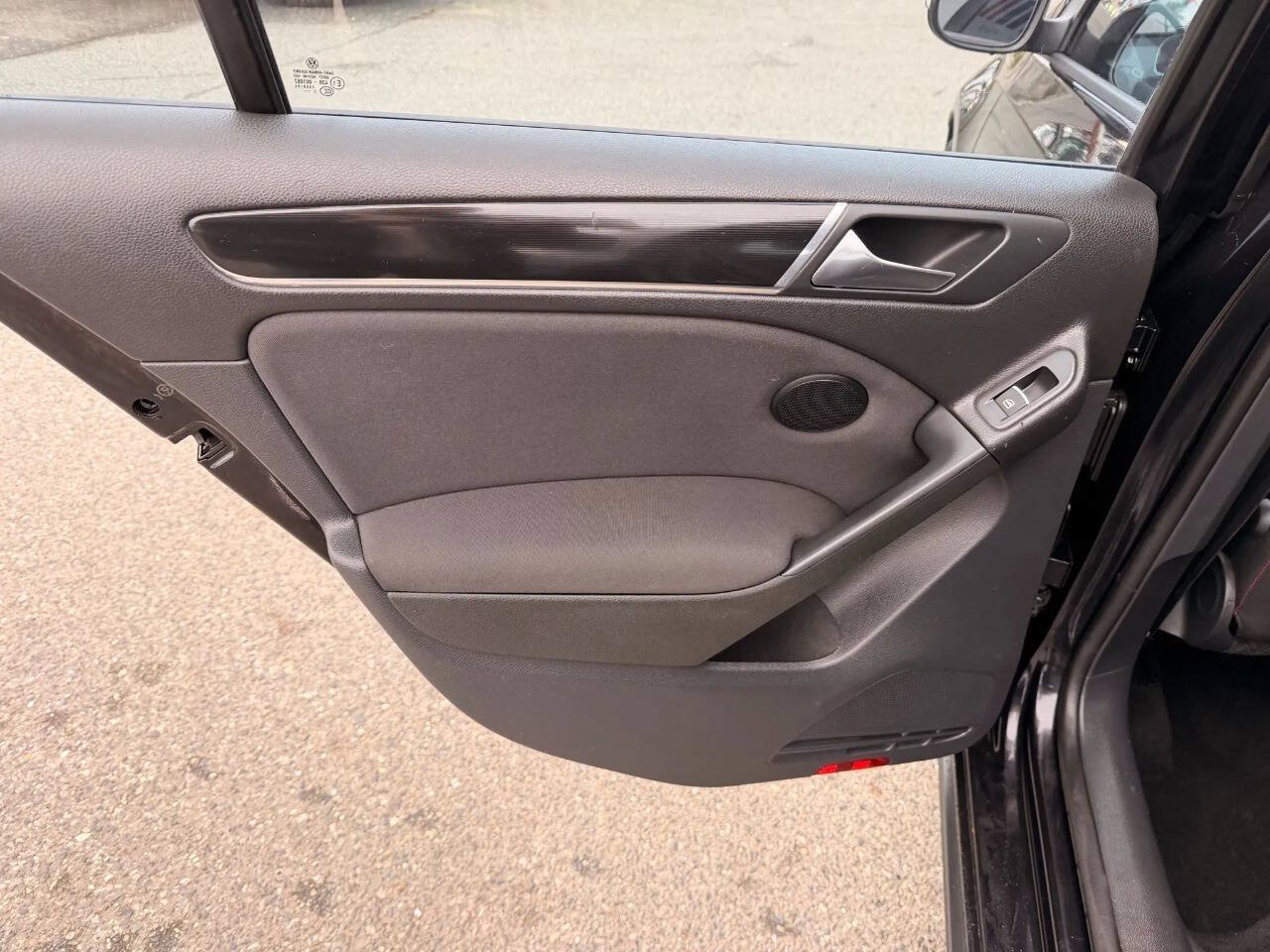 Used 2013 Volkswagen GTI 4-Door FWD image 17