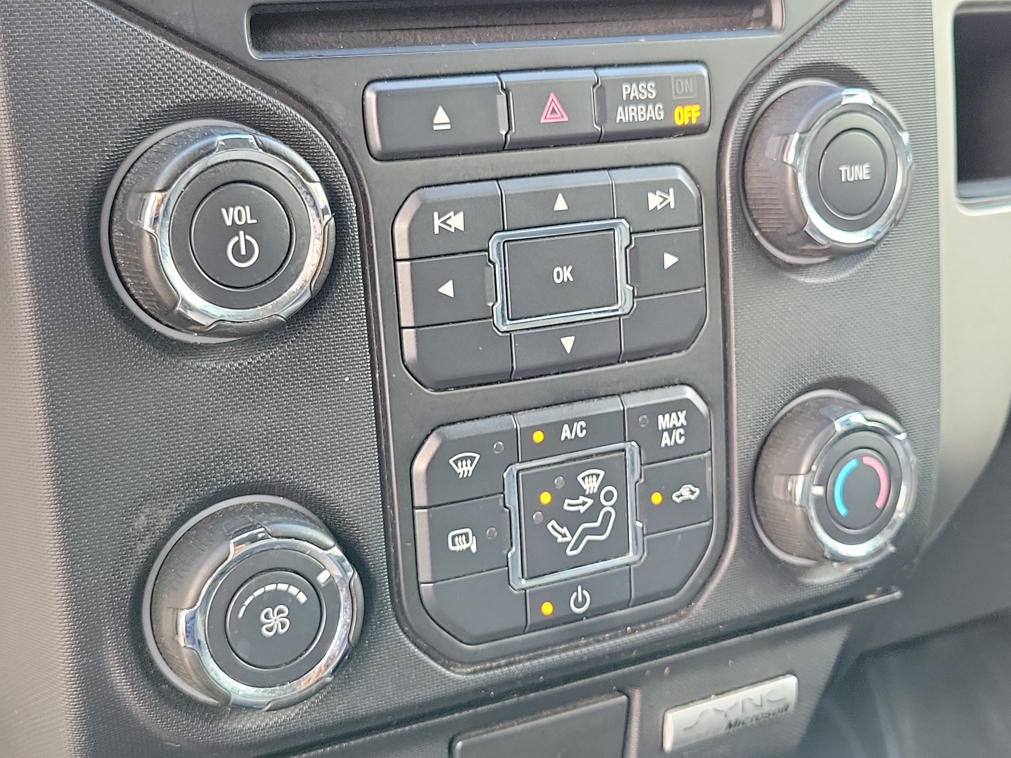 Used 2013 Ford F150 XLT w/ XLT Chrome Pkg AWD/4WD image 24