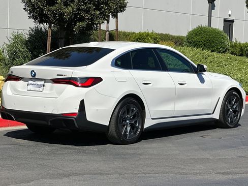 Used 2025 BMW i4 eDrive40 image 5