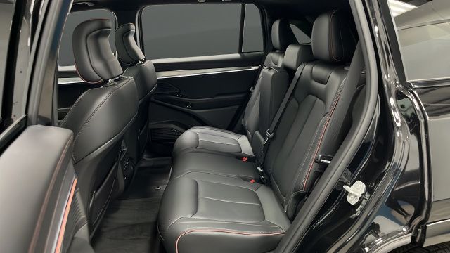 Used 2025 Jeep Wagoneer S Launch Edition AWD/4WD image 23
