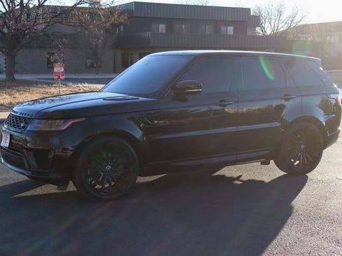 Used 2019 Land Rover Range Rover HSE image 10