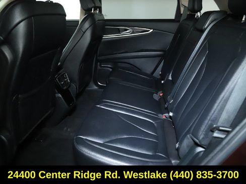Certified 2022 Lincoln Nautilus AWD image 14