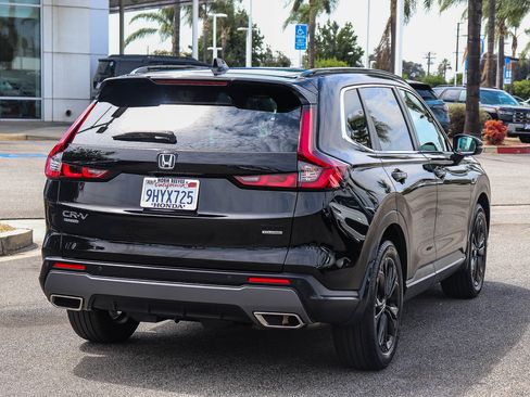 Used 2024 Honda CR-V Sport Touring image 11