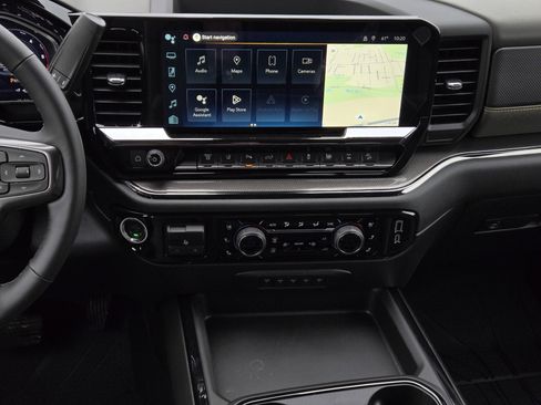 New 2026 Chevrolet Silverado 2500 ZR2 AWD/4WD image 23