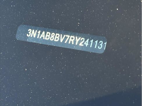 Used 2024 Nissan Sentra S image 19