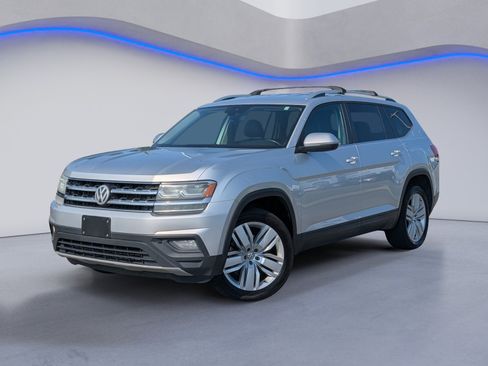 Used 2019 Volkswagen Atlas SE w/ Towing Package FWD image 2