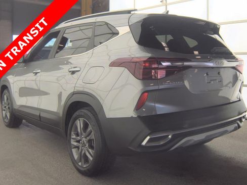 Used 2023 Kia Seltos S FWD image 4
