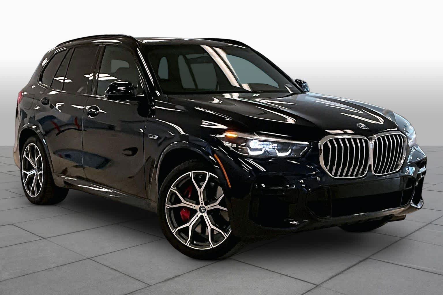 Used 2022 BMW X5 xDrive45e w/ M Sport Package AWD/4WD image 2