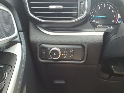 Certified 2021 Ford Explorer XLT w/ Equipment Group 202A AWD/4WD image 15