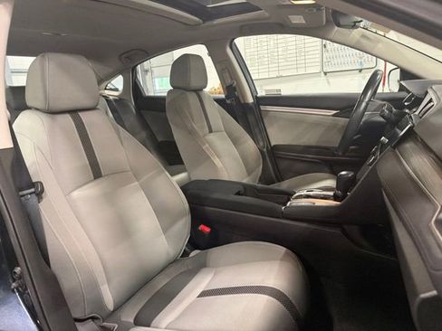 Used 2021 Honda Civic EX image 18