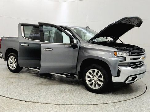 Used 2020 Chevrolet Silverado 1500 LTZ w/ LTZ Premium Package image 9