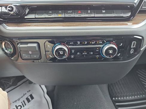 New 2026 GMC Sierra 1500 Elevation image 19