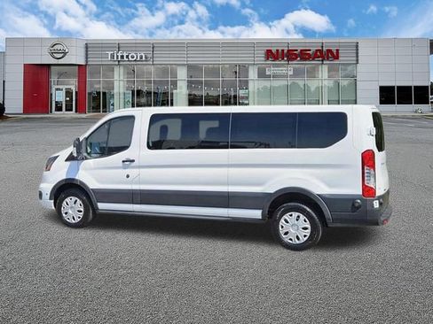 Used 2024 Ford Transit 350 XLT RWD image 7
