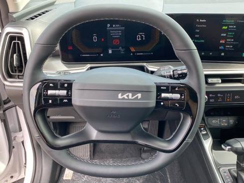 New 2026 Kia Sorento S AWD/4WD image 17