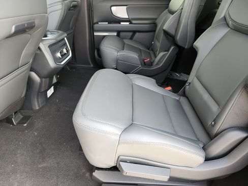 New 2026 Ford Expedition Max Active RWD image 19