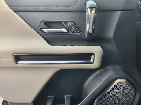 New 2026 GMC Hummer EV 4x4 Crew Cab image 14