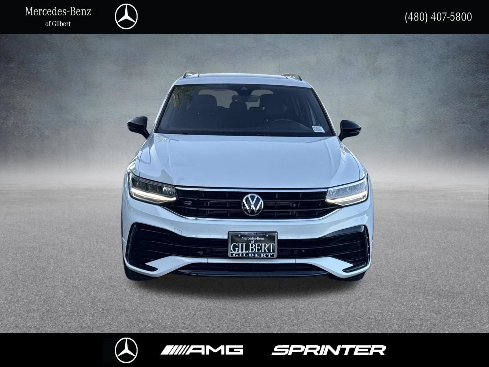 Used 2023 Volkswagen Tiguan SE R-Line FWD image 2