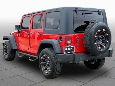 Used 2010 Jeep Wrangler Unlimited Rubicon w/ Trailer Tow Group AWD/4WD image 11