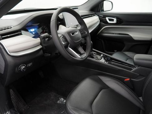 New 2026 Jeep Compass Limited image 16