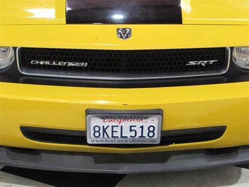 Used 2010 Dodge Challenger SRT8 w/ SRT Option Group II RWD image 27