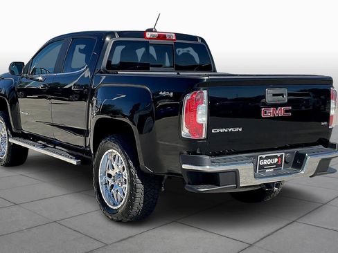 Used 2016 GMC Canyon SLE w/ SLE Convenience Package image 10