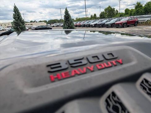 Used 2024 RAM 3500 Laramie w/ Night Edition AWD/4WD image 13