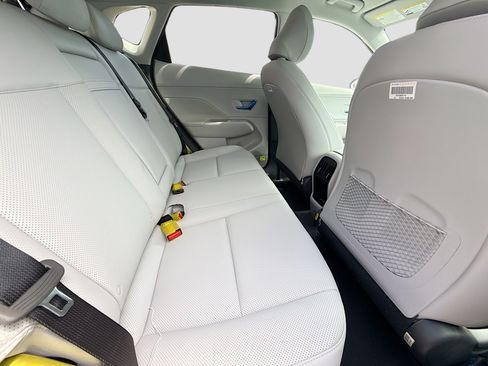 New 2026 Hyundai Kona SEL Premium FWD image 18
