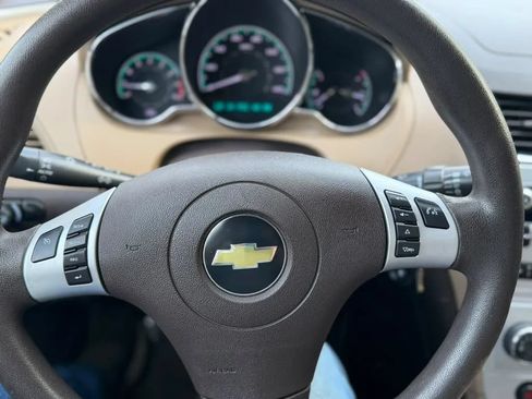 Used 2010 Chevrolet Malibu LS FWD image 12