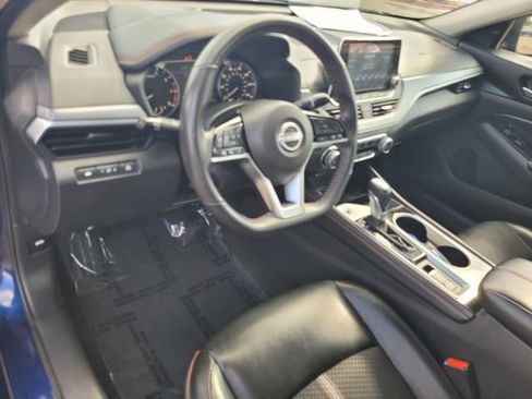 Used 2024 Nissan Altima 2.5 SR AWD/4WD image 12
