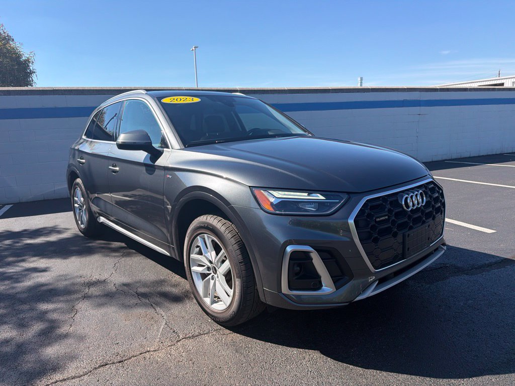 Used 2023 Audi Q5 2.0T Premium w/ Convenience Package AWD/4WD image 7