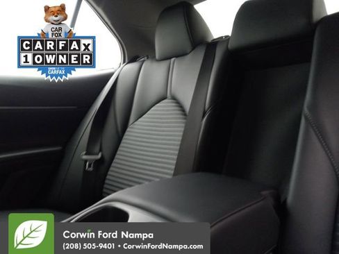 Used 2024 Toyota Camry SE image 25