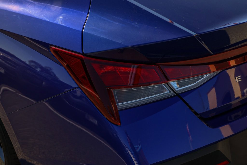 Used 2024 Hyundai Elantra SEL FWD image 8