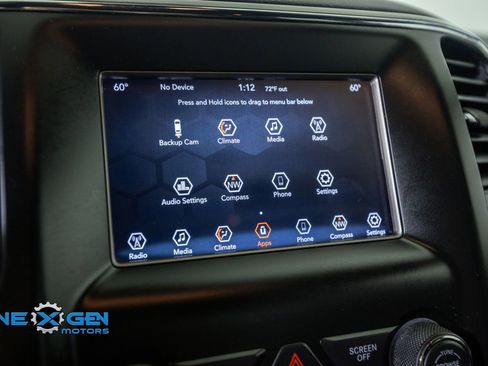 Used 2019 Jeep Grand Cherokee Laredo AWD/4WD image 19