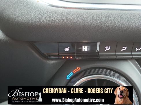 Used 2023 Chevrolet Blazer LT w/ Convenience Package image 28