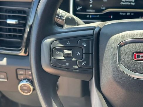 Certified 2023 GMC Sierra 1500 AT4 w/ Technology Package AWD/4WD image 18