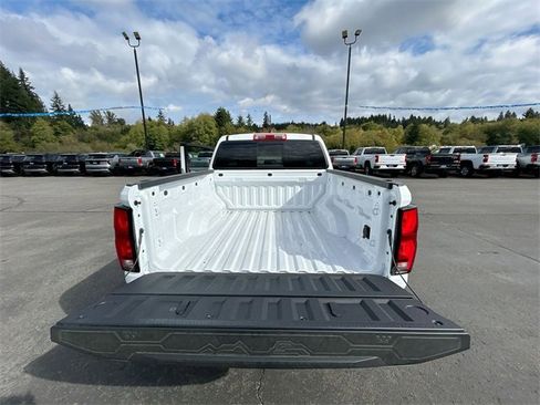 New 2025 Chevrolet Colorado Z71 w/ Technology Package image 25