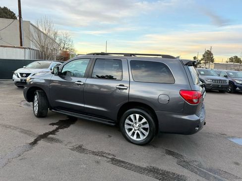 Used 2017 Toyota Sequoia Limited image 3