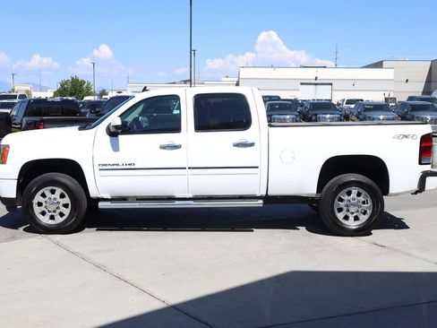 Used 2012 GMC Sierra 2500 Denali AWD/4WD image 3