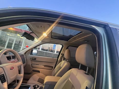 Used 2008 Ford Escape XLT image 12