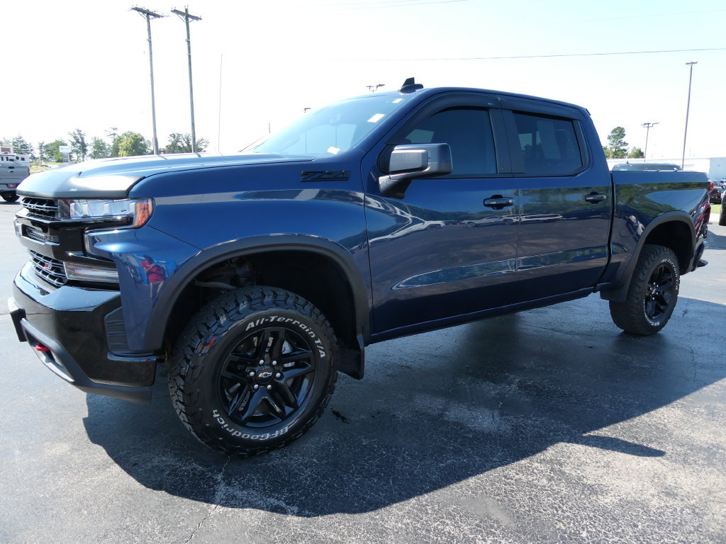 Used 2020 Chevrolet Silverado 1500 LT Trail Boss AWD/4WD image 8