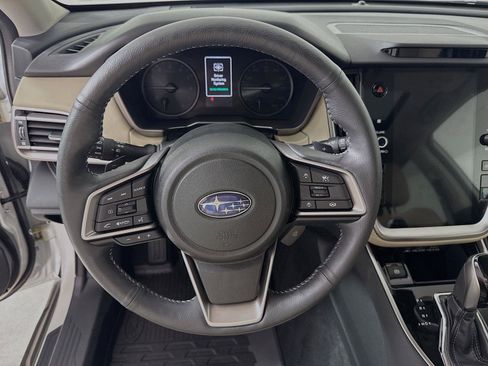 Used 2025 Subaru Outback Limited AWD/4WD image 19