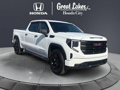 Used 2024 GMC Sierra 1500 Pro w/ Graphite Edition