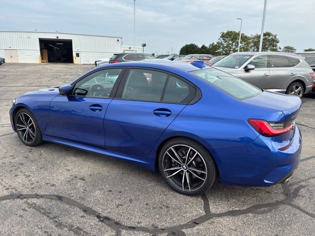Used 2021 BMW 330i xDrive Sedan w/ M Sport Package AWD/4WD image 4
