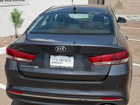 Used 2018 Kia Optima LX FWD image 13