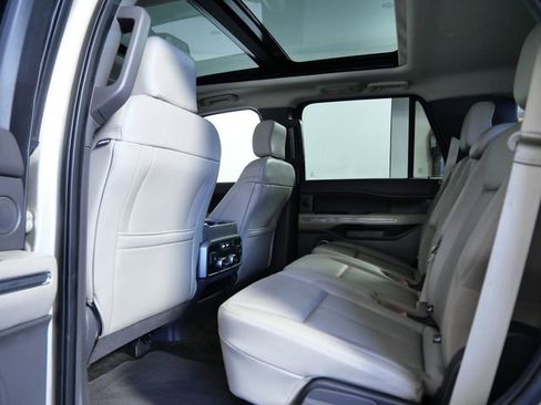 Certified 2018 Ford Expedition XLT w/ Equipment Group 202A image 13