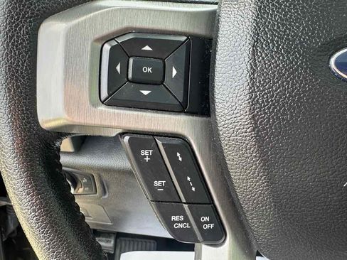 Used 2015 Ford F150 Platinum w/ Equipment Group 701A Luxury image 18