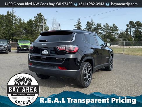 Used 2025 Jeep Compass Limited image 5